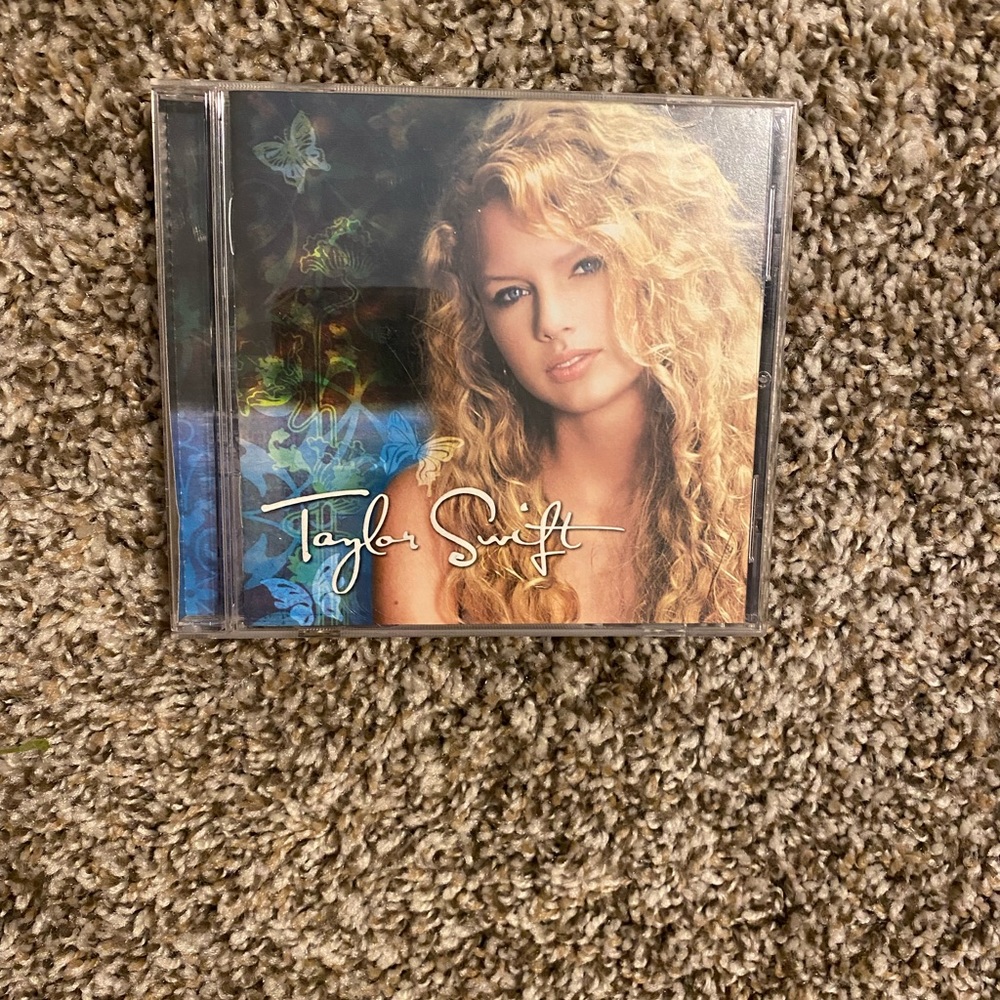 Taylor Swift 2006 Debut!
